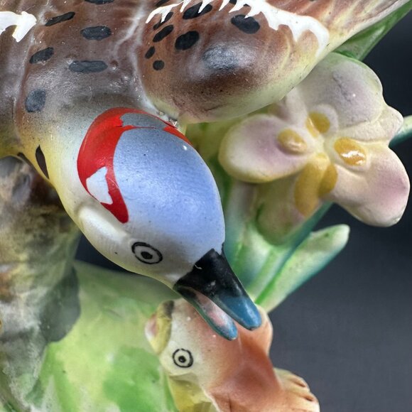Vintage Flicker Bird Figurine Victoria Ceramics Japan Flowers Mid Century - Picture 8 of 10